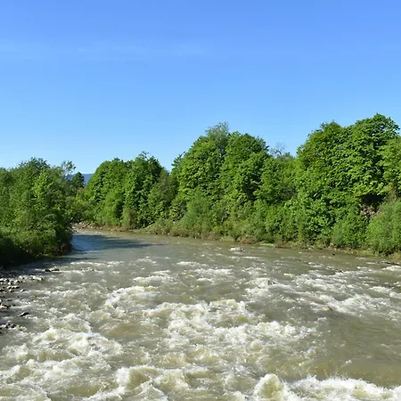 довбуш Hotel Yaremche