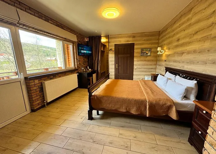 довбуш Hotel Yaremche